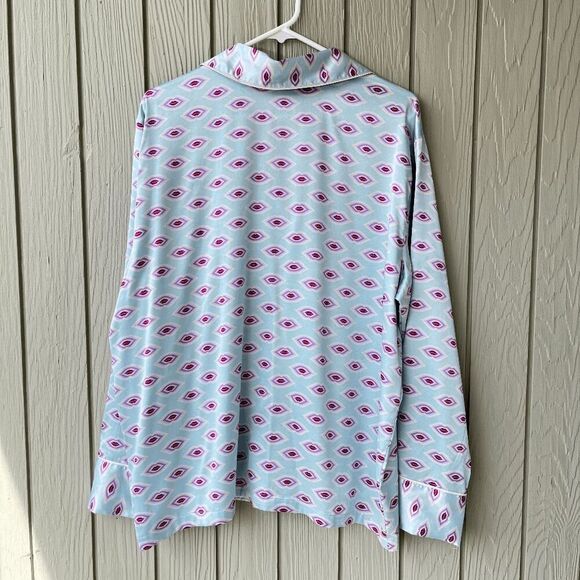 Victoria’s Secret Mod Lip Print Satin Pajama Top XL Light Blue Pink Lips - Picture 4 of 8